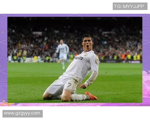 足球明星14号背后的故事与传奇球员的辉煌成就解析